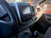 Gebraucht Renault Trafic 90 PS (66 kW) 2015 Schwarz Van / Kleinbus