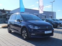 Gebraucht VW Touran Move 122 PS (89 kW) 2023 Blau Van / Kleinbus