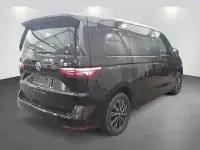Gebraucht VW Multivan Life 150 PS (110 kW) 2024 Schwarz Van / Kleinbus