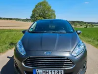 Gebraucht Ford Fiesta Trend 101 PS (74 kW) 2017 Grau Kleinwagen
