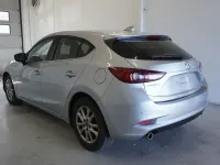 Gebraucht Mazda 3 120 PS (88 kW) 2019 Silber Limousine
