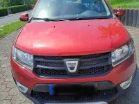 Gebraucht Dacia Sandero Celebration 90 PS (66 kW) 2013 Rot Limousine