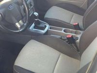 Gebraucht Ford Focus Style 101 PS (74 kW) 2011 Weiß Kleinwagen