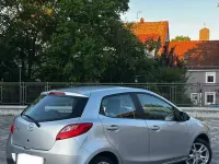 Usata Mazda 2 Impuls 75 CV (55 kW) 2007 Argento Utilitaria