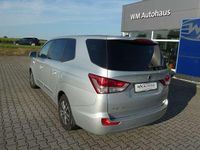 Gebraucht Ssangyong (KGM) Rodius 178 PS (130 kW) 2016 Silber Van / Kleinbus