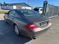 Gebraucht Mercedes CLS320 224 PS (164 kW) 2007 Grau Limousine