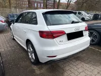 Gebraucht Audi e-tron Sport 204 PS (150 kW) 2020 Ibisweiss SUV