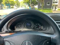 Gebraucht Mercedes E220 150 PS (110 kW) 2004 Silber Limousine