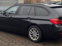 Gebraucht BMW 318 143 PS (105 kW) 2010 Schwarz Kombi