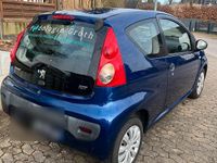 Gebraucht Peugeot 107 68 PS (50 kW) 2008 Blau Kleinwagen