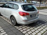 Gebraucht Opel Astra Design Edition 140 PS (102 kW) 2011 Silber Kombi