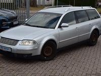 Second-hand VW Passat 131 CP (96 kW) 2003 Argintiu Break