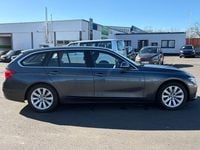 Gebraucht BMW 320 Advantage 184 PS (135 kW) 2017 Grau Kombi