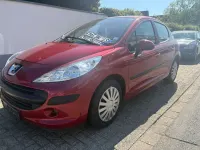 Gebraucht Peugeot 207 88 PS (64 kW) 2006 Rot Limousine