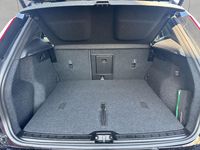 Gebraucht Volvo XC40 163 PS (119 kW) 2024 Schwarz SUV