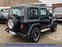 Gebraucht Jeep Wrangler Sport 177 PS (130 kW) 2001 Schwarz SUV
