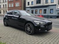 Gebraucht BMW 118 143 PS (105 kW) 2014 Schwarz Kleinwagen