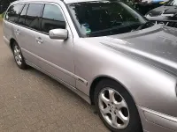 Gebraucht Mercedes E200 2002 Silber Kombi