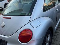 Gebraucht VW New Beetle 102 PS (75 kW) 2001 Silber Kleinwagen