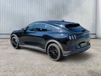 Gebraucht Ford Mustang Mach-E Extended Range 216 kW (294 PS) 2022 Schwarz SUV