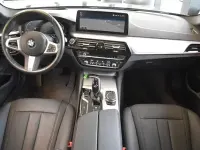 Gebraucht BMW 520 190 PS (139 kW) 2022 Grau Kombi