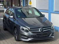 Gebraucht Mercedes B200 136 PS (100 kW) 2018 Grau Van / Kleinbus