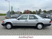 Gebraucht Mercedes E230 132 PS (97 kW) 1989 Grau Limousine