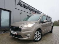 Gebraucht Ford Tourneo Titanium 120 PS (88 kW) 2019 Pyritsilber metallic Van / Kleinbus