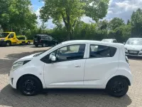 Gebraucht Chevrolet Spark LS 68 PS (50 kW) 2012 Weiß Kleinwagen