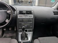 Gebraucht Ford Mondeo 125 PS (91 kW) 2003 Silber Kombi
