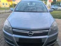 Gebraucht Opel Astra 100 PS (73 kW) 2004 Silber Limousine