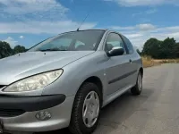 Gebraucht Peugeot 206 75 PS (55 kW) 2000 Silber Kleinwagen
