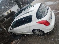 Gebraucht Peugeot 308 SW 120 PS (88 kW) 2011 Weiß Kombi