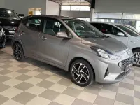 Gebraucht Hyundai i10 Trend 67 PS (49 kW) 2023 Grau Kleinwagen