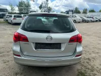 Gebraucht Opel Astra Edition 140 PS (102 kW) 2014 Silber Kombi
