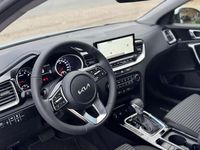 Gebraucht Kia Ceed Comfort 140 PS (102 kW) 2025 Sparklingsilber Kleinwagen