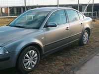 Gebraucht VW Passat 115 PS (84 kW) 2001 Grau Limousine