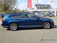 Gebraucht VW Passat Business 200 PS (147 kW) 2022 Blau Kombi