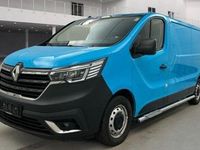 Gebraucht Renault Trafic Komfort 150 PS (110 kW) 2022 Blau Van / Kleinbus