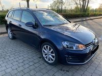 Gebraucht VW Golf VII LOUNGE 110 PS (80 kW) 2015 Blau Kombi