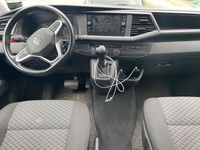 Gebraucht VW Multivan 150 PS (110 kW) 2020 Grau Van