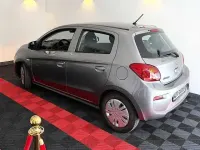 Gebraucht Mitsubishi Space Star Basis 71 PS (52 kW) 2016 Platinumgrau (m) Kleinwagen