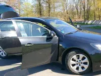 Gebraucht Opel Insignia 132 PS (97 kW) 2010 Schwarz Kombi