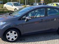 Gebraucht Ford Fiesta Trend 82 PS (60 kW) 2011 Grau Kleinwagen
