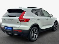 Neu Volvo XC40 Plus 163 PS (119 kW) 2026 Weiß SUV