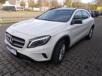 Gebraucht Mercedes GLA200 156 PS (114 kW) 2015 Weiß SUV