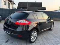 Gebraucht Renault Mégane 110 PS (80 kW) 2010 Schwarz Limousine