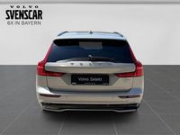 Gebraucht Volvo V60 Plus 197 PS (144 kW) 2024 Silber Kombi