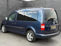 Używany VW Caddy Maxi 102 KM (75 kW) 2015 Niebieski Minivan