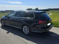 Gebraucht VW Passat Highline 150 PS (110 kW) 2015 Schwarz Kombi